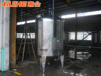 展示食用菌發(fā)酵罐真實(shí)圖片