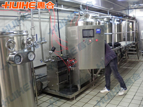 江蘇南通1500L全自動(dòng)CIP清洗系統(tǒng)調(diào)試現(xiàn)場圖2